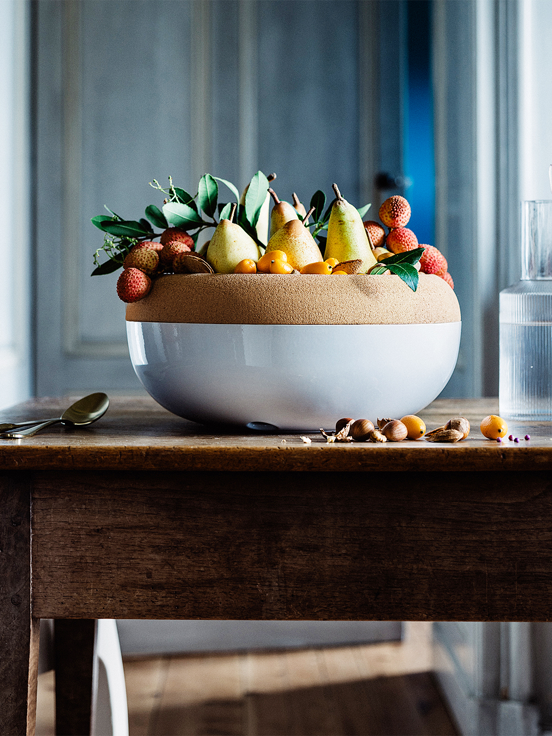 cork and ceramic fruit storage bowl