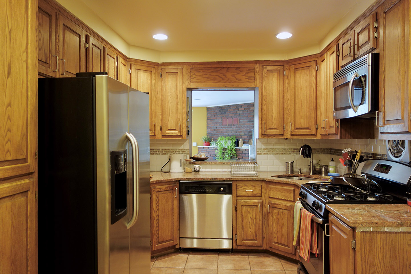 brown kitchen before