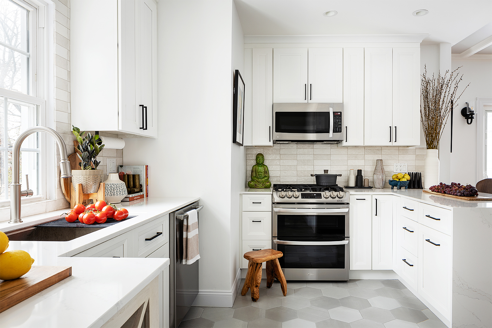 The Key to Pulling Off the Subway Tile and White kitchen Cabinets Combo ...