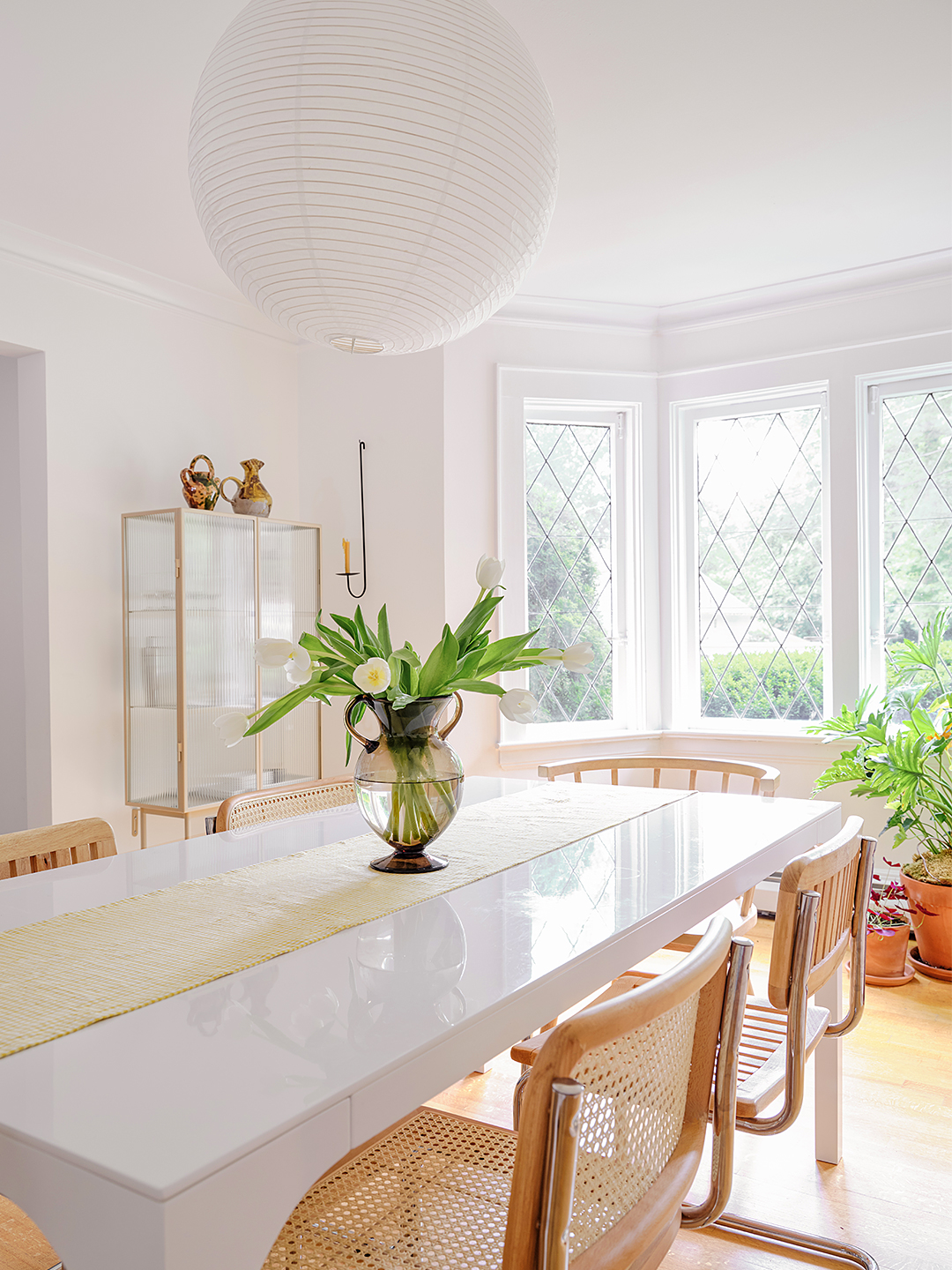 dining room with bay window