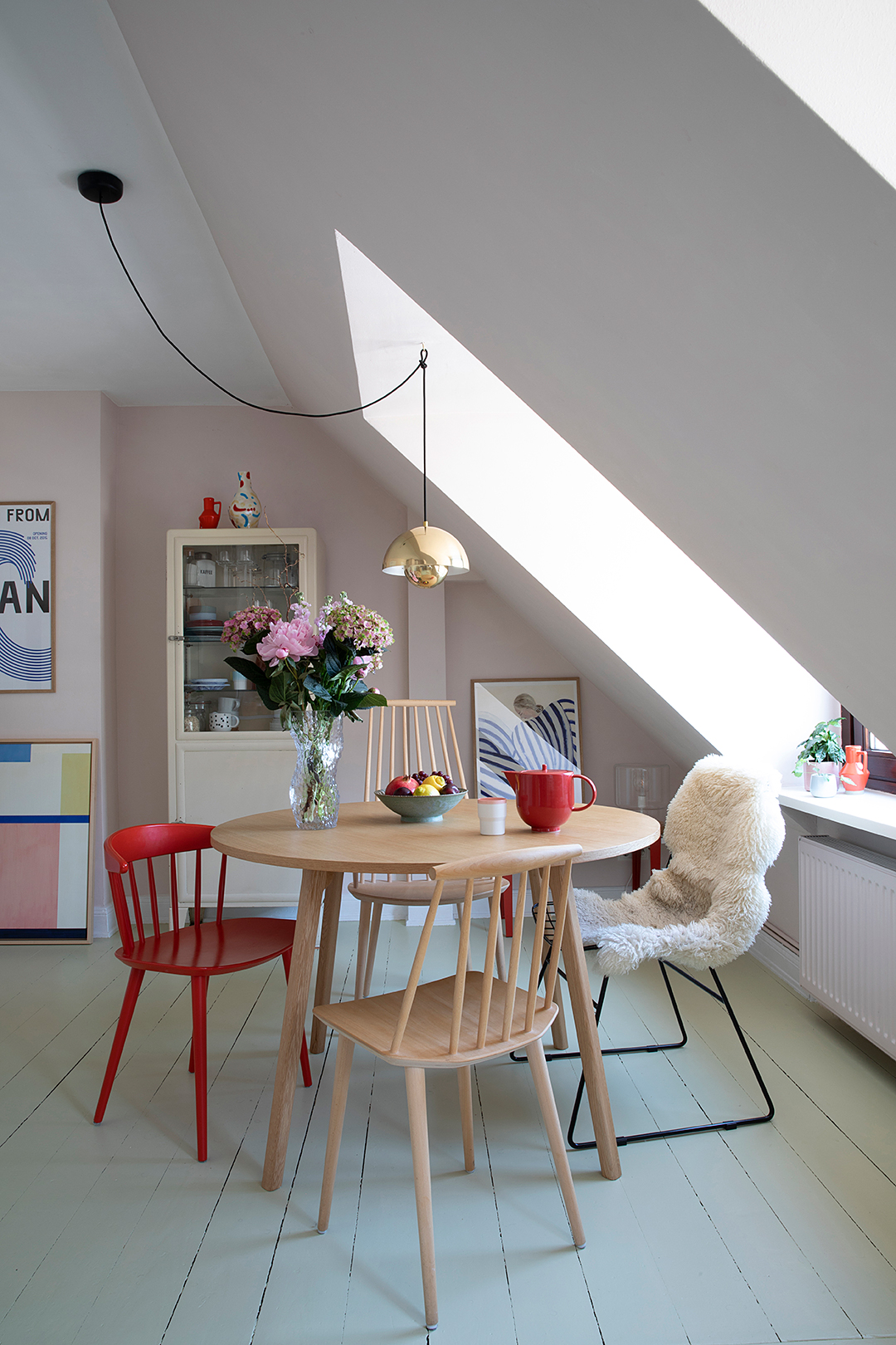 kitchen table with red chairs