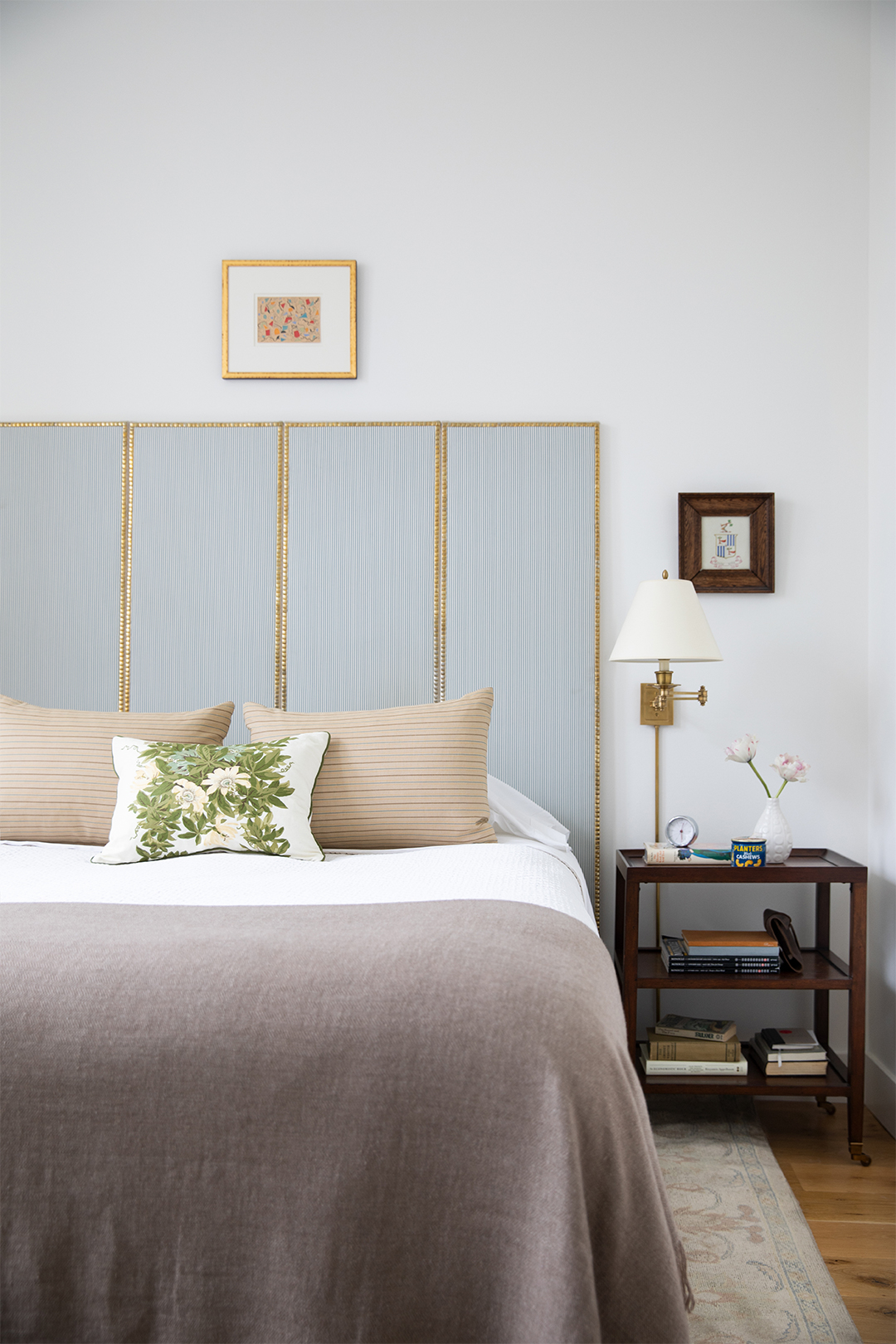 Bed with DIY Screen Headboard