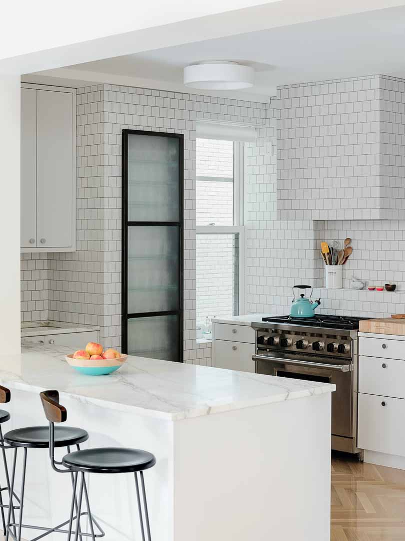 white minimalist kitchen