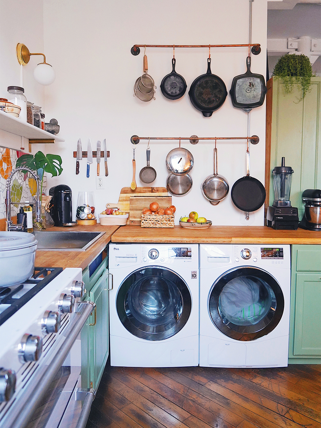 laundry machines under counter