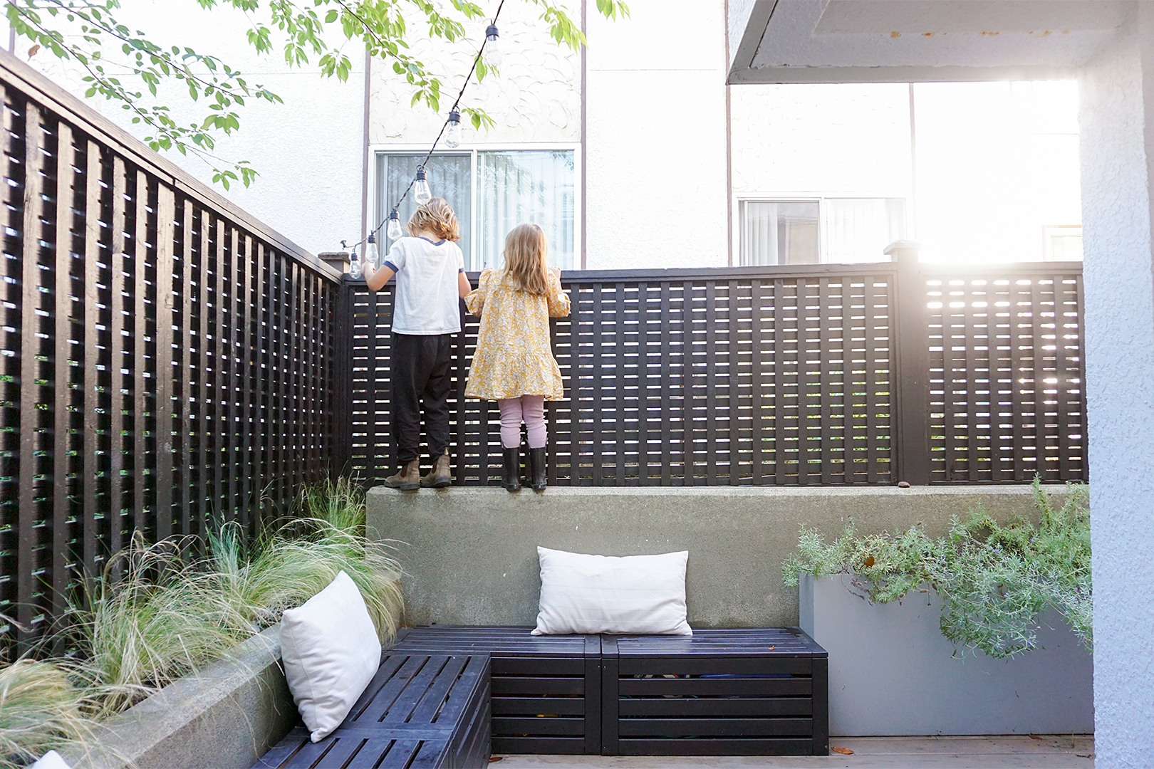 kids on outdoor bench