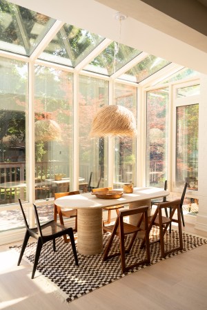 solarium breakfast nook