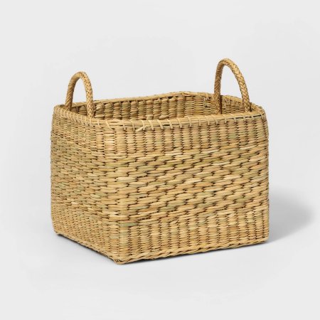  rectangular woven basket