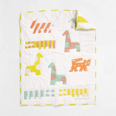  quilted blanket with soothing colors for babies