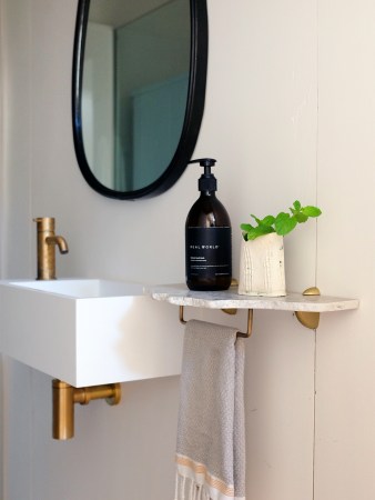 marble bathroom shelf