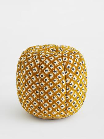  patterned pouf