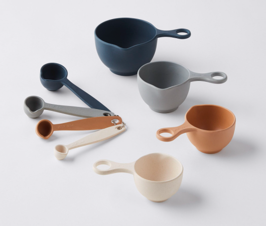  measuring cups