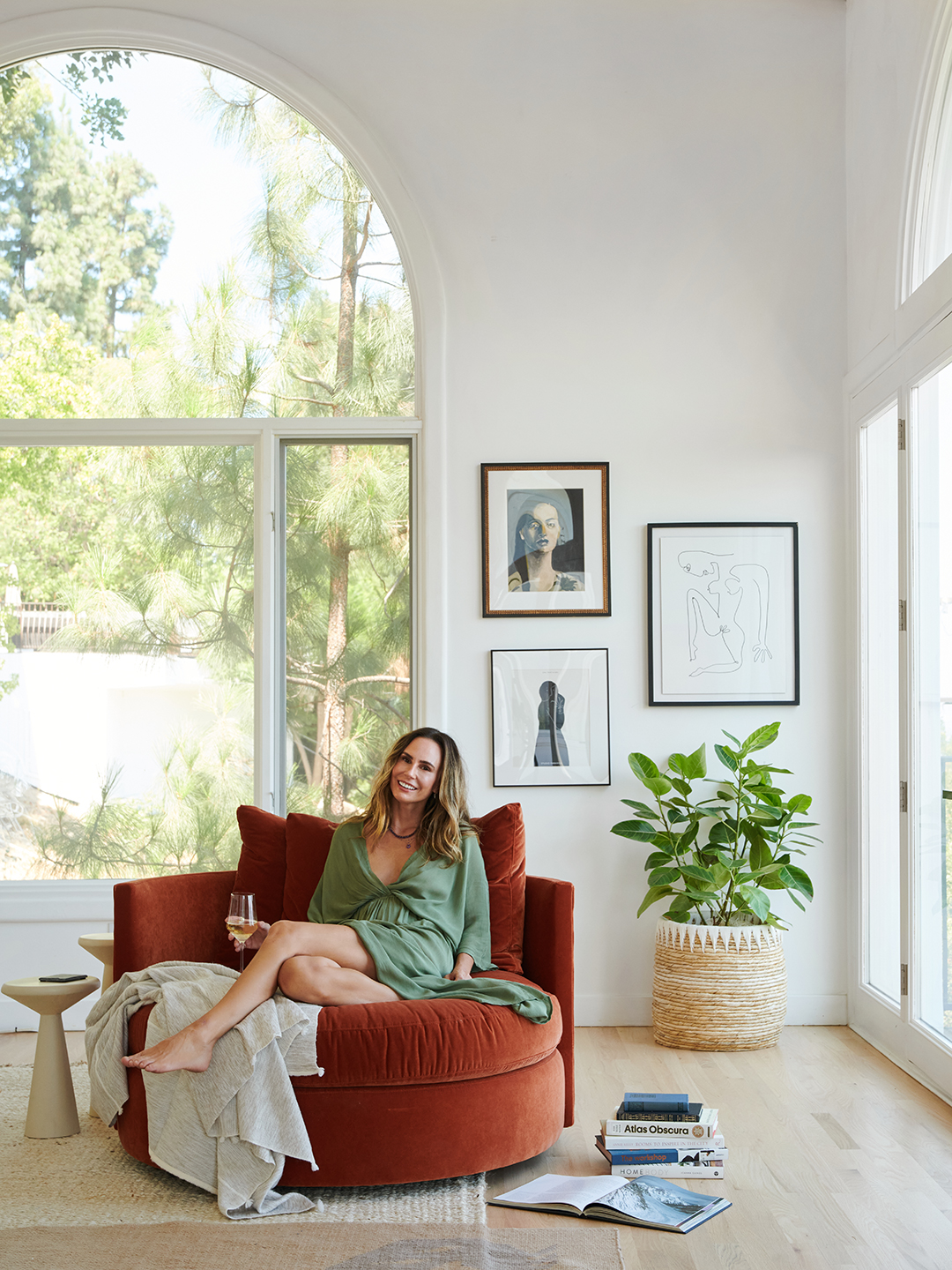 portrait of Keltie Knight in her new living room