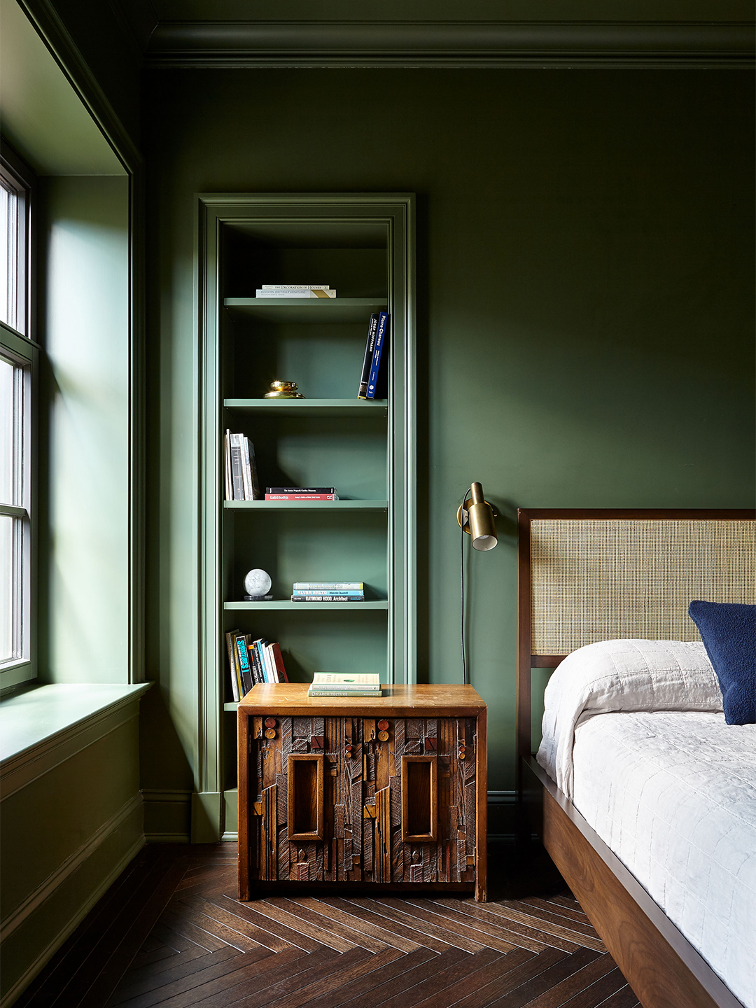 green bedroom