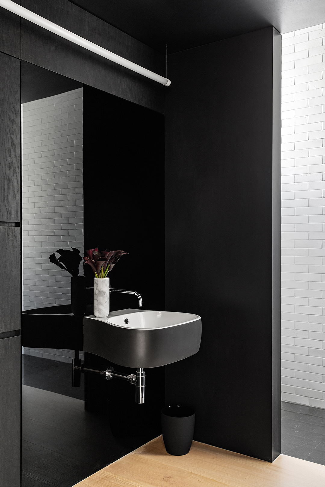 black bathroom sink