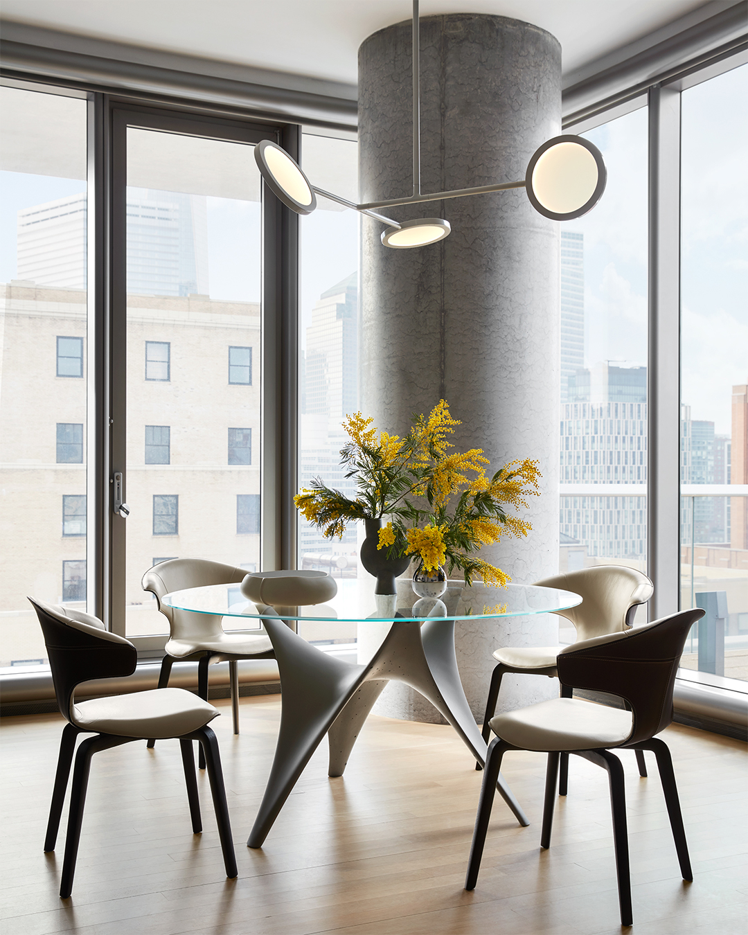 sculptural minimal dining room