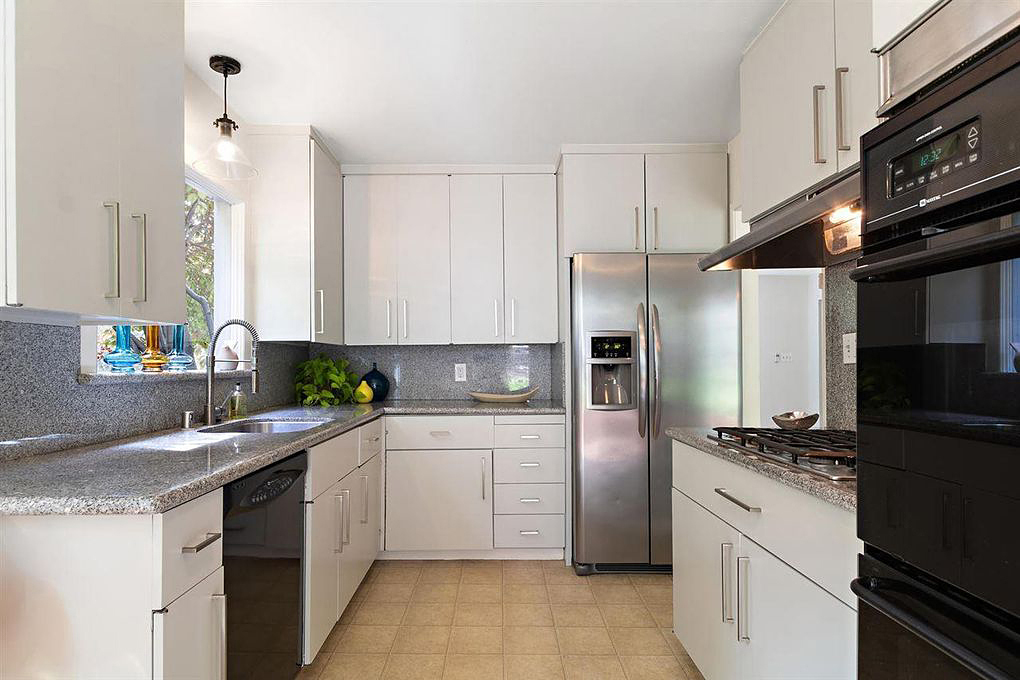 An Open Concept Kitchen Reno That Makes the Transition Look Seamless