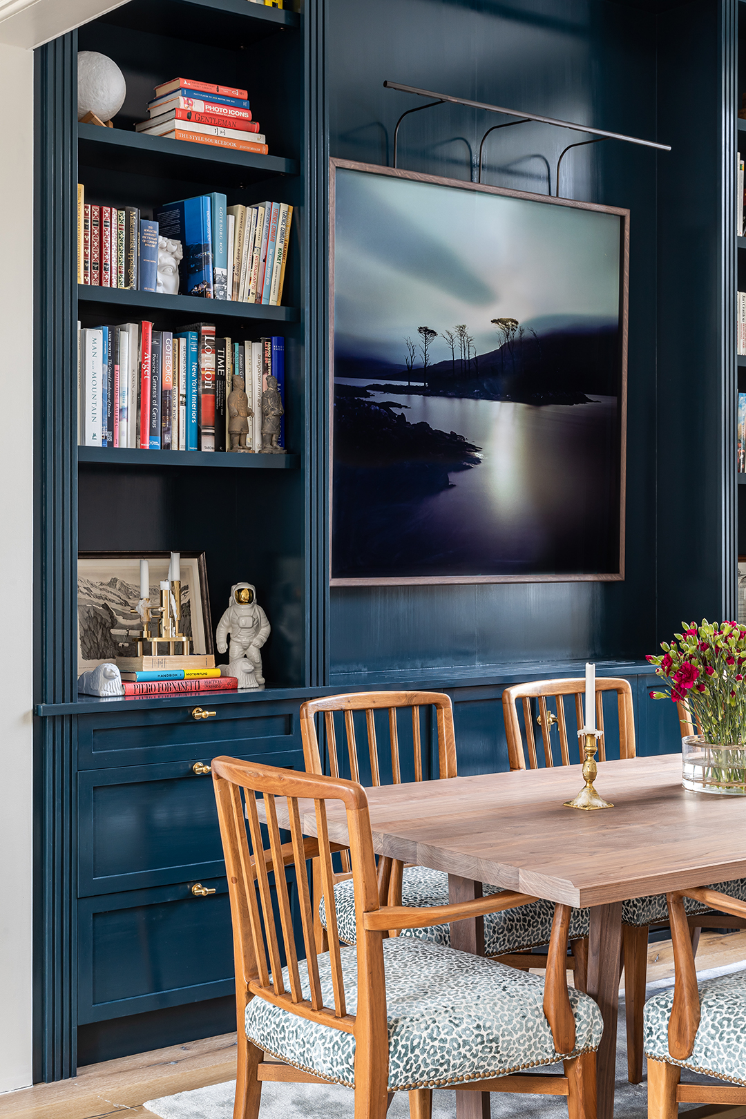 navy built-ins in dining room