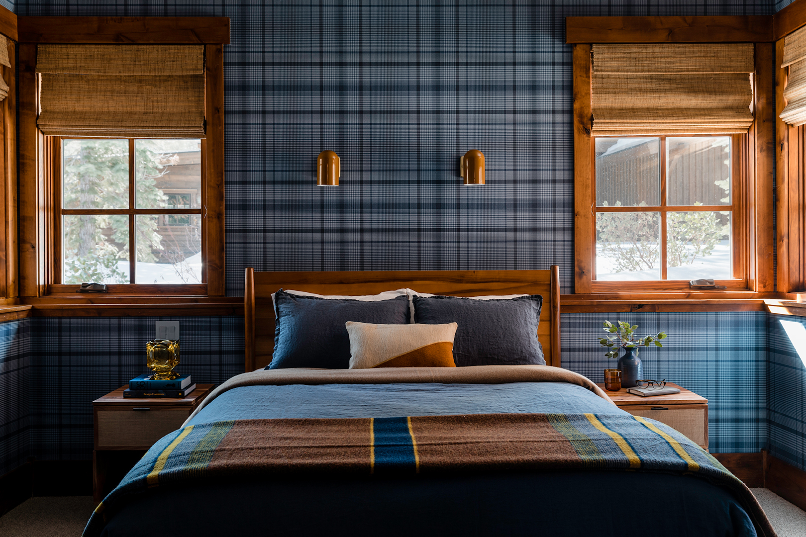 plaid wallpaper bedroom