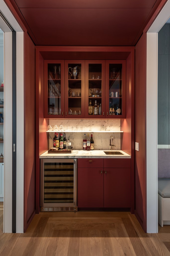 red wet bar