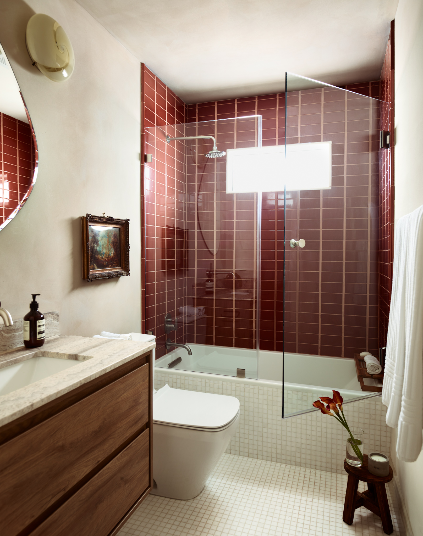 red shower tile