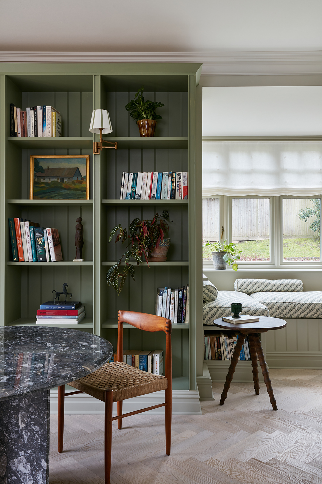 green library shelves