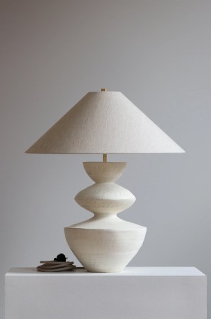  sculptural white lamp
