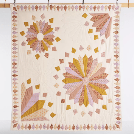  Dusk Applique Quilt