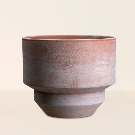  ceramic planter.