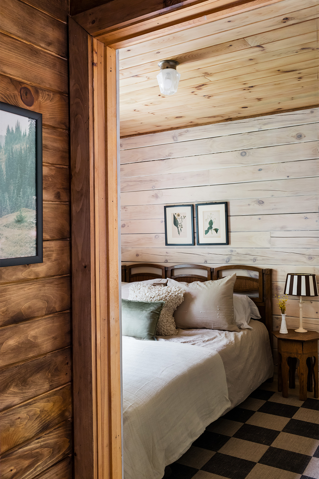 pine wood bedroom