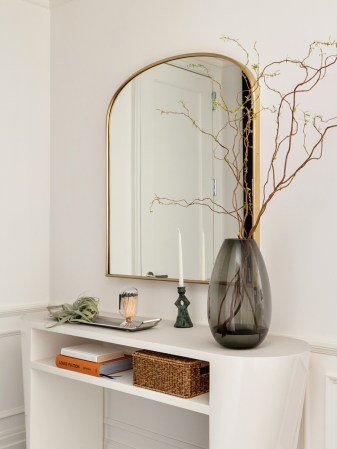 entryway mirror and console table