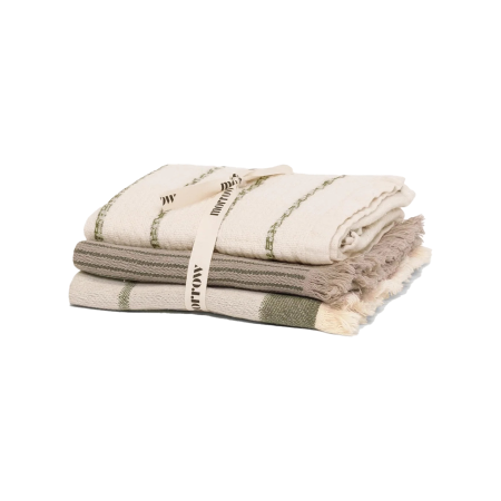  Set of three towels by Morrow