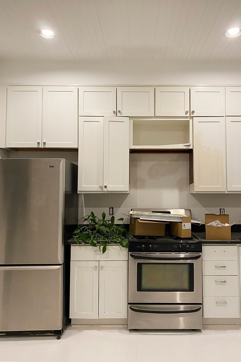 stark white cabinets