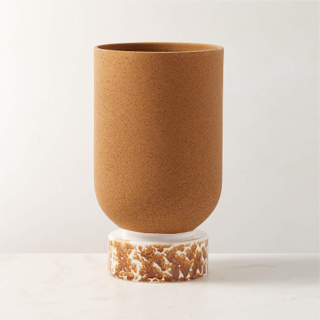  Earthenware planter from Lawson-Fenning