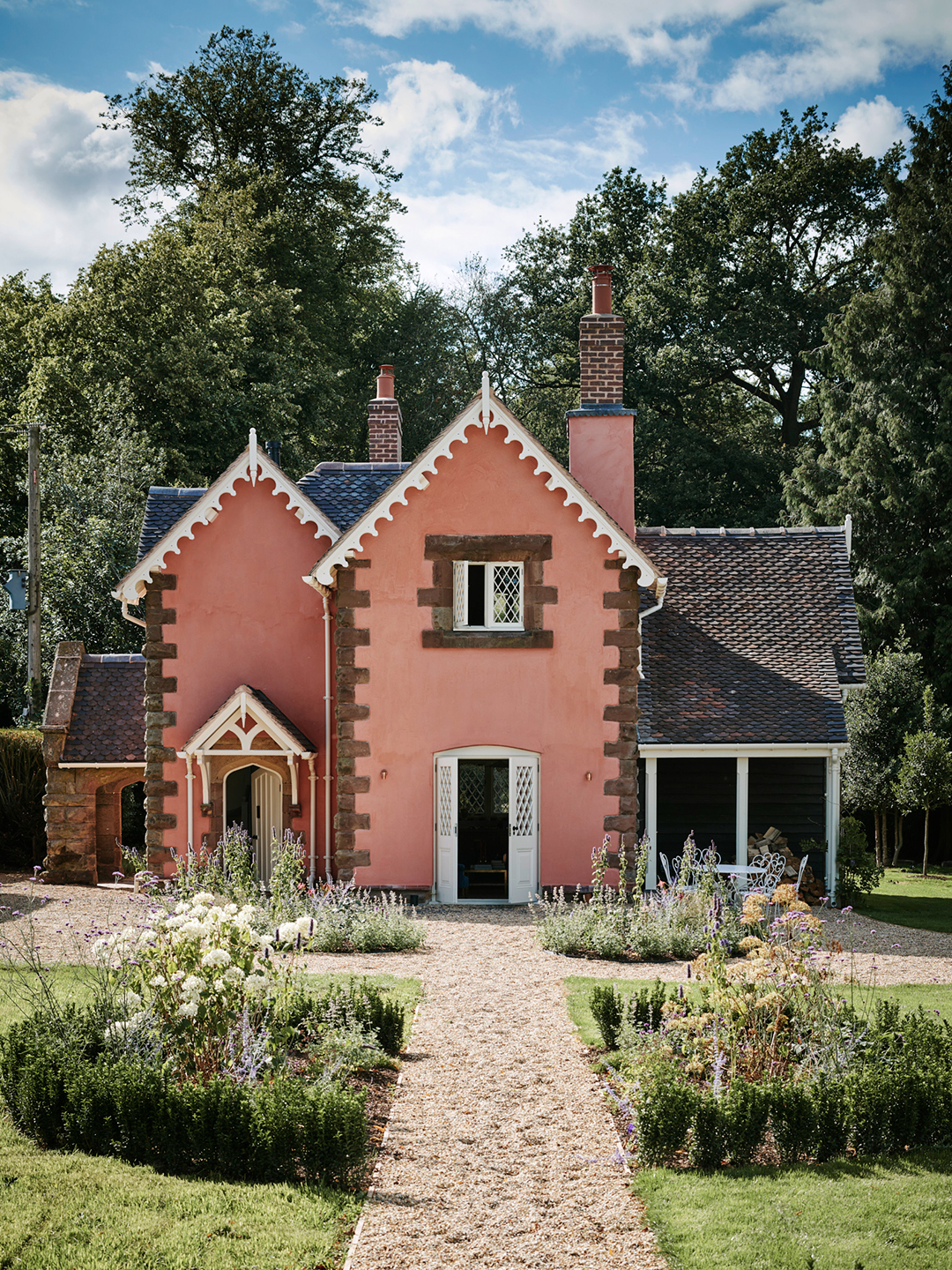 pink house exterior