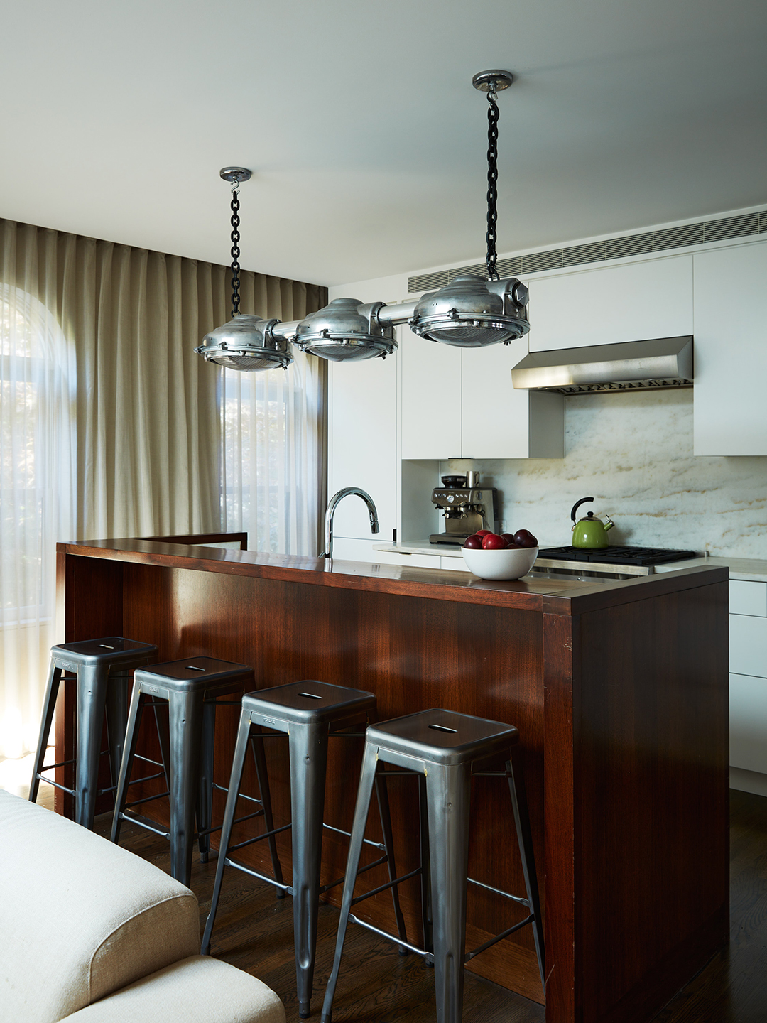 metal lights over kitchen island