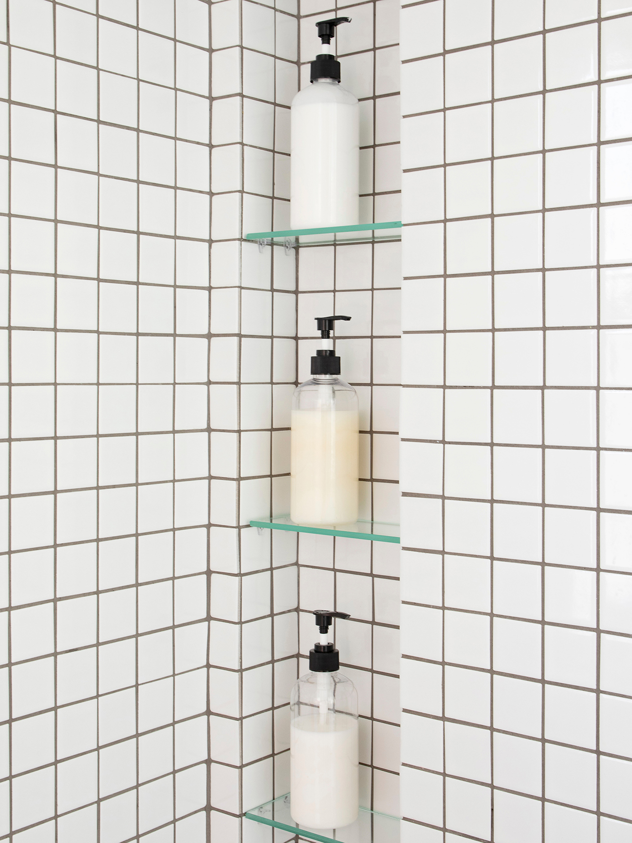 grid shower tile