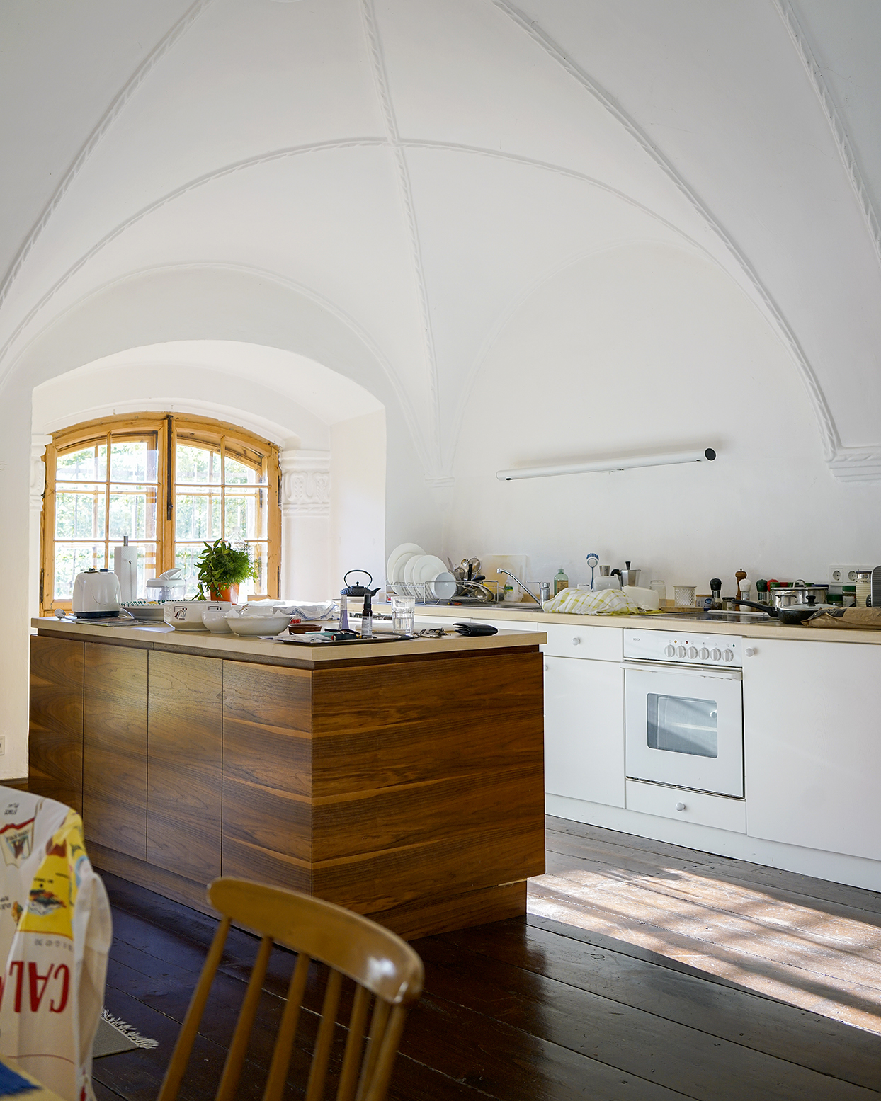 galley kitchen