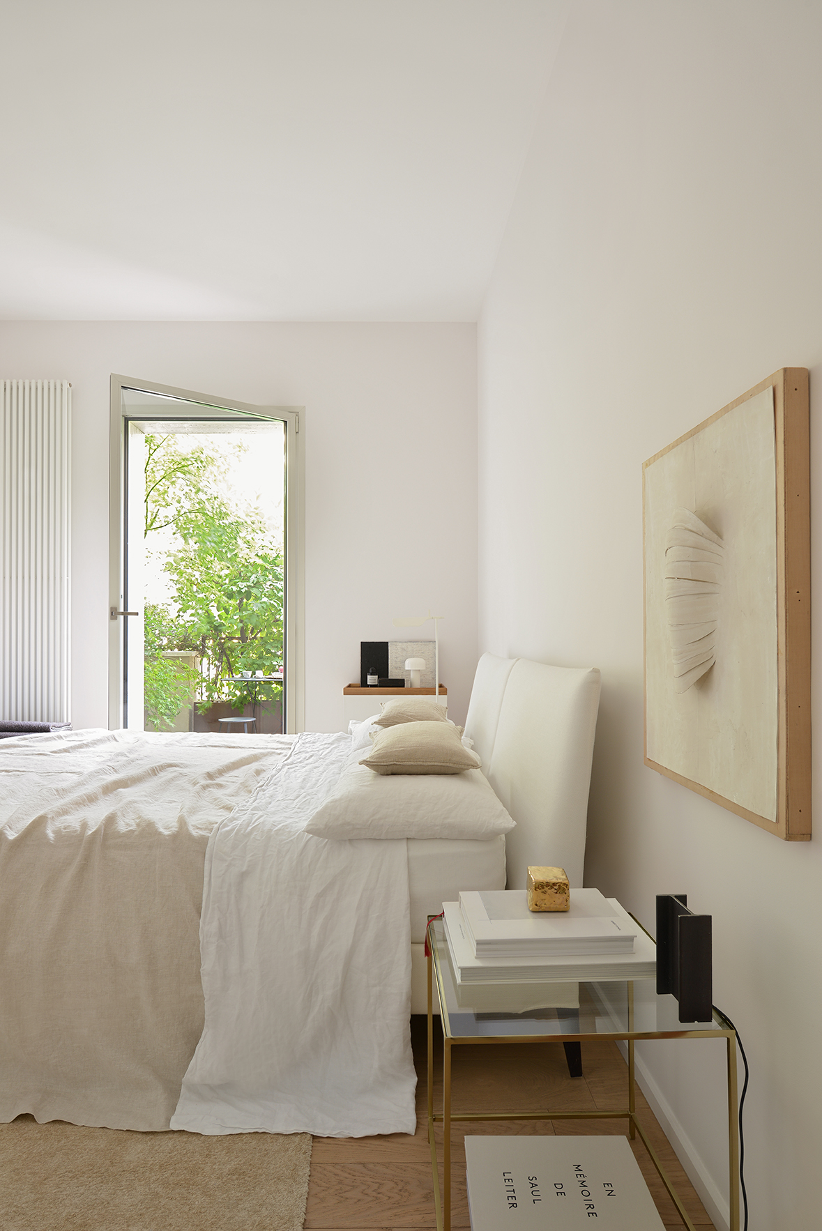 bedroom with view to terrace