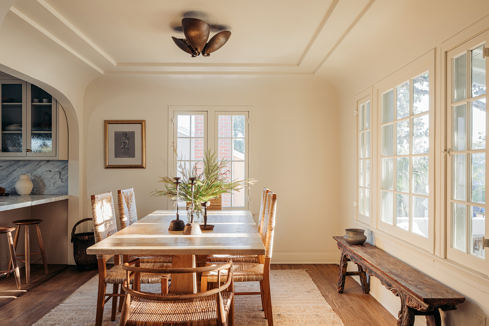 cream dining room walls