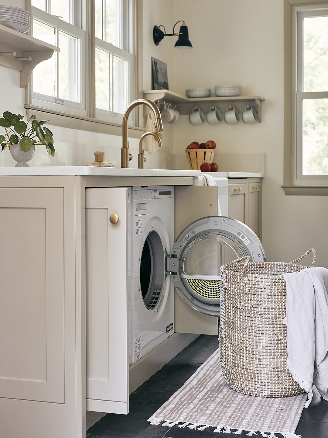 laundry machines under base cabinets