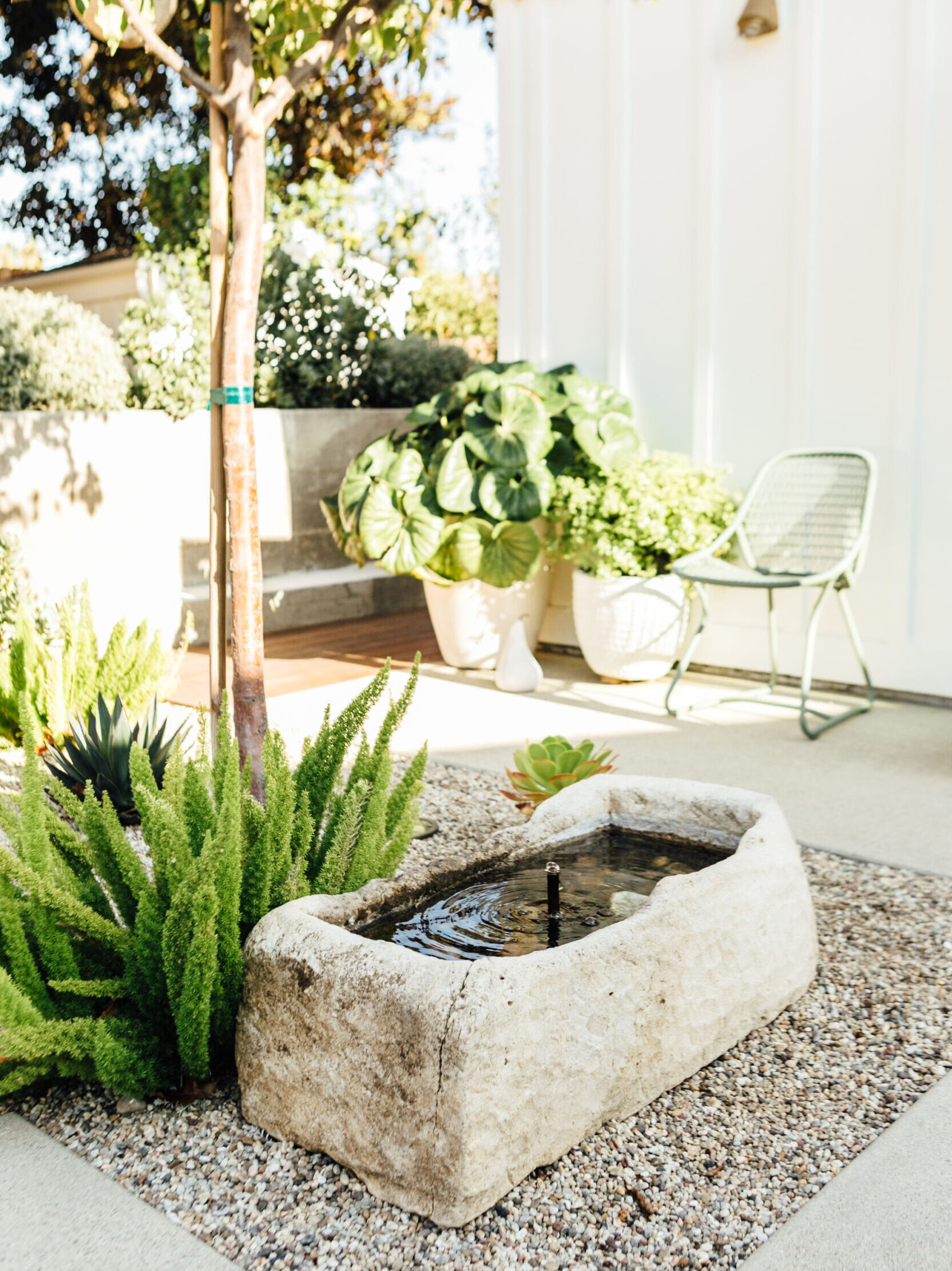 trough water fountain