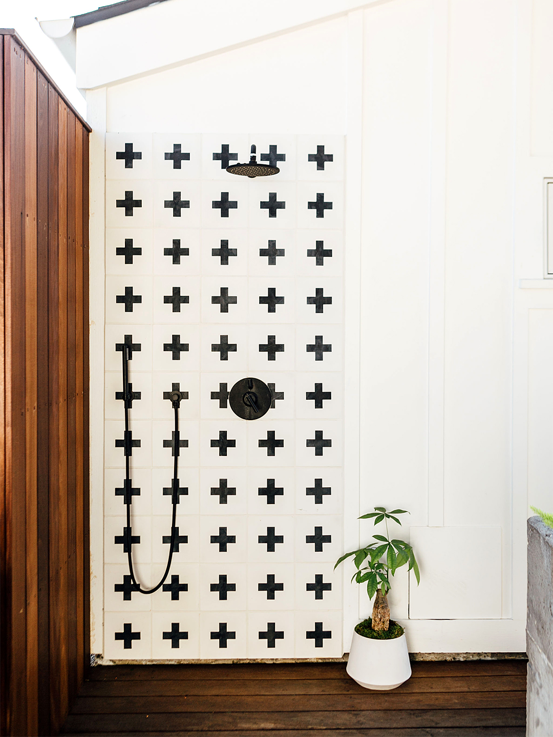 tiled outdoro shower