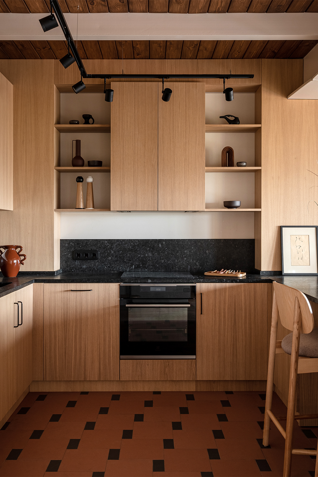 wood u shaped kitchen