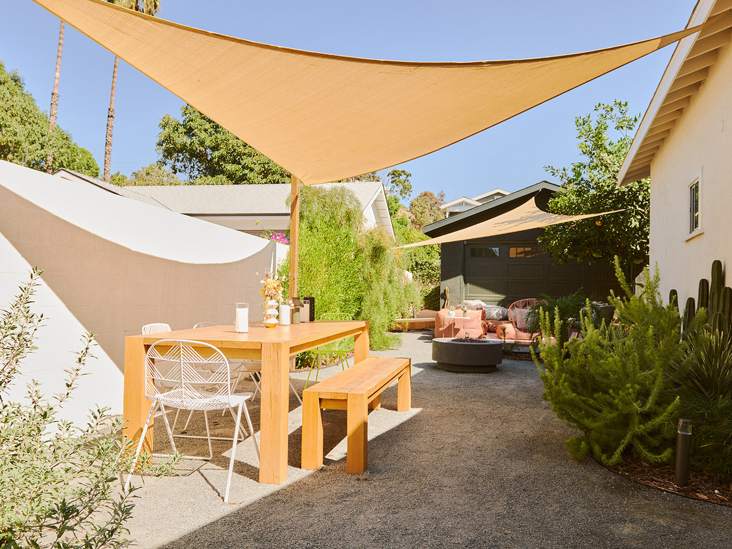 outdoor dining area