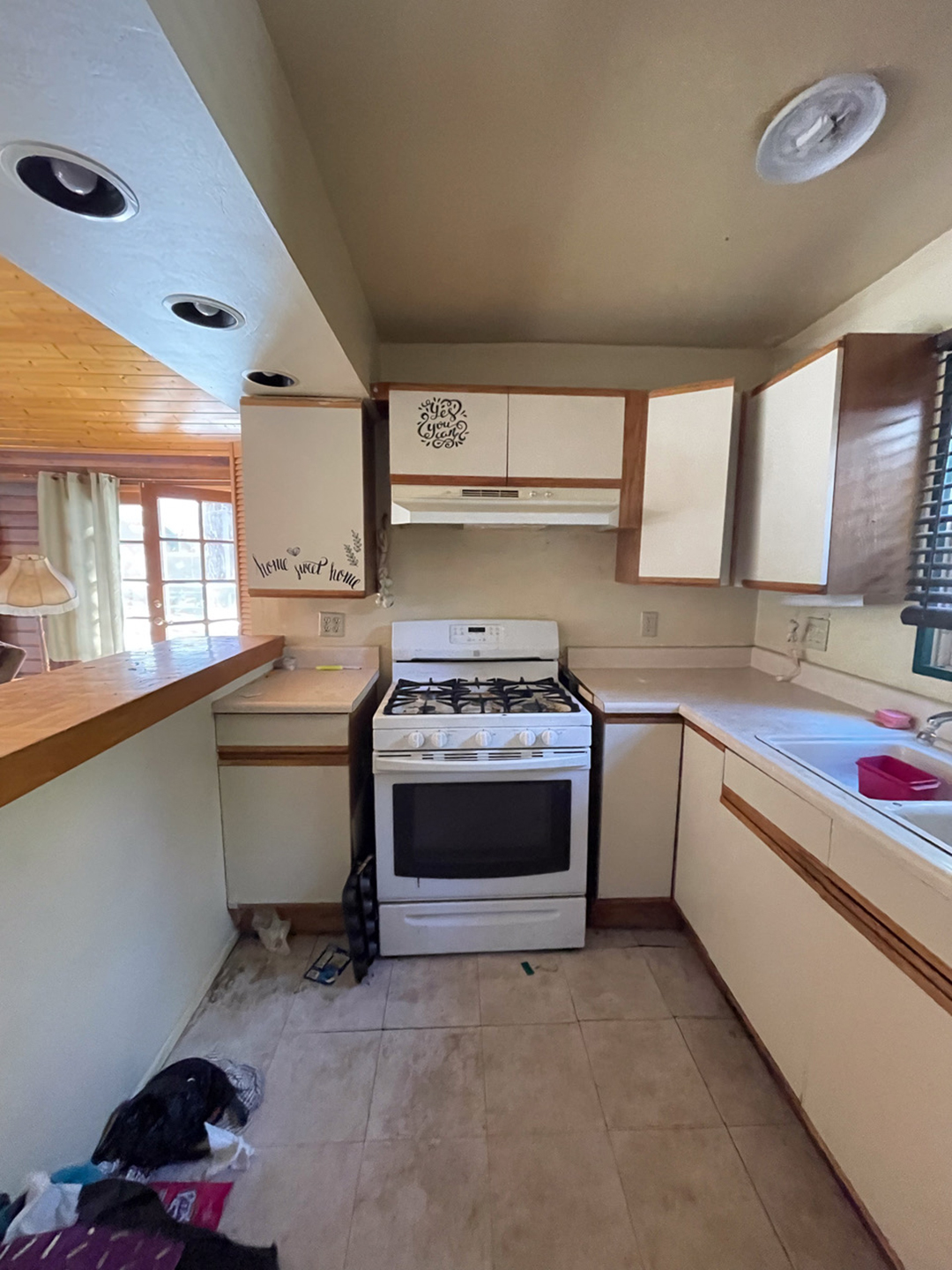 1980s kitchen