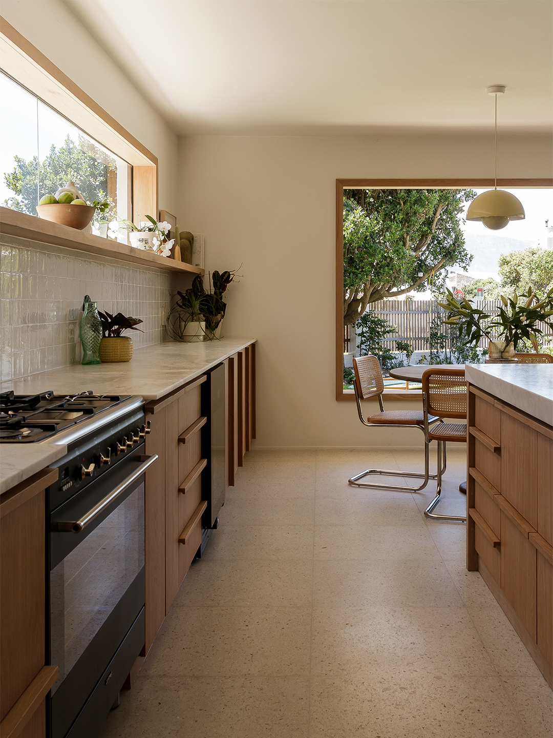 wood kitchen cabinets