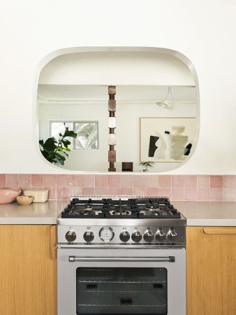 pink backsplash