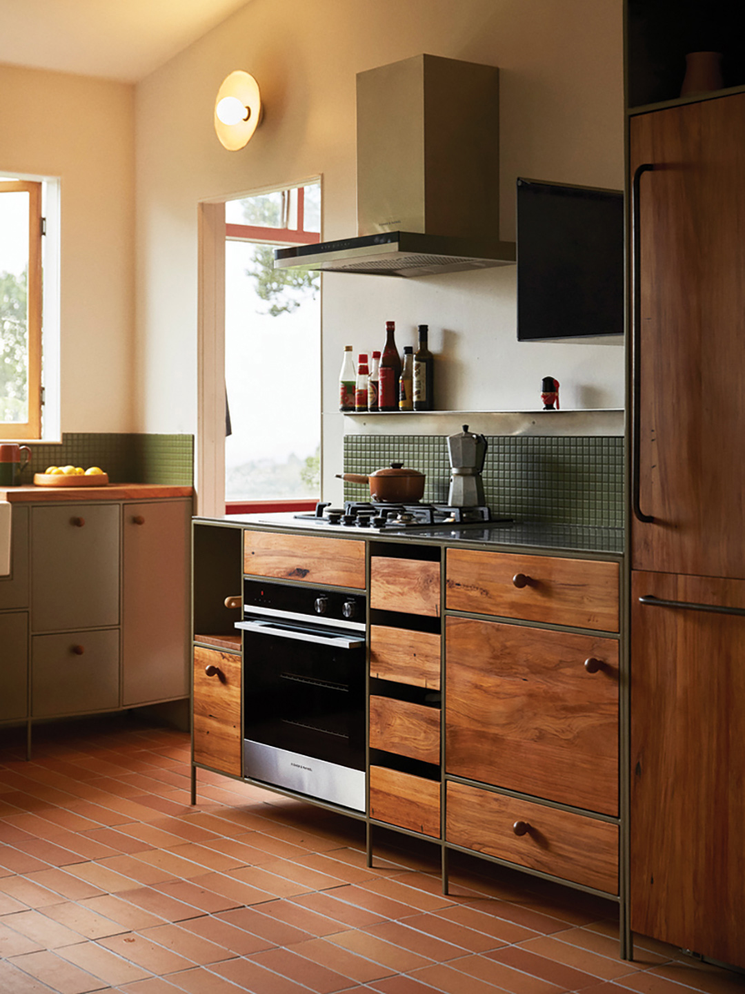 wood kitchen cabinets