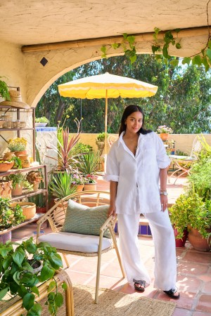 This Los Angeles DJ Climbs 88 Steps to Get to Her Patio Paradise—But It’s Worth It