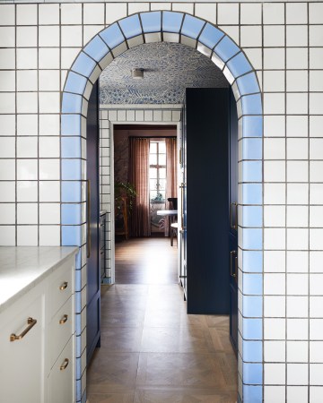 blue arched tile